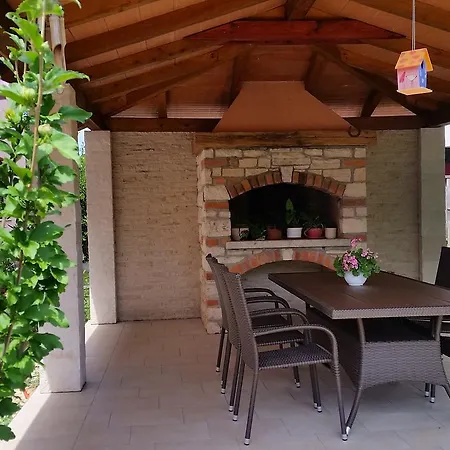 Vanessa Apartment Novigrad Istria